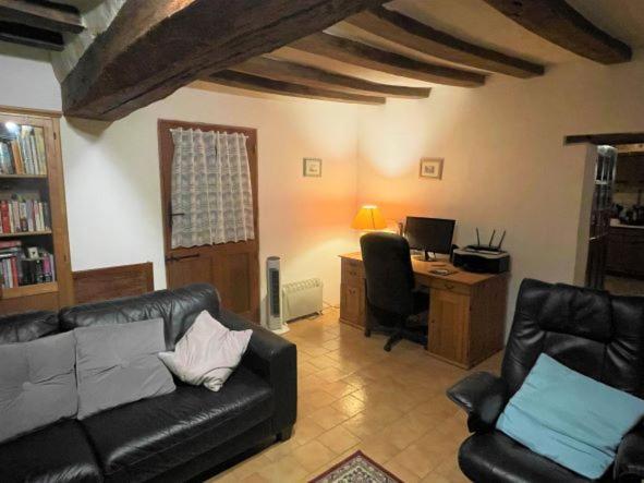 La Maison Tournesol - 3 Bedroom House With Large Garden Near Saumur Saint-Martin-de-la-Place Εξωτερικό φωτογραφία