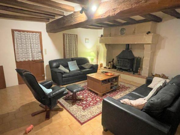 La Maison Tournesol - 3 Bedroom House With Large Garden Near Saumur Saint-Martin-de-la-Place Εξωτερικό φωτογραφία